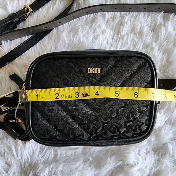 NEW DKNY 4 in 1 Belt/Crossbody Bag - Picture 12 of 14